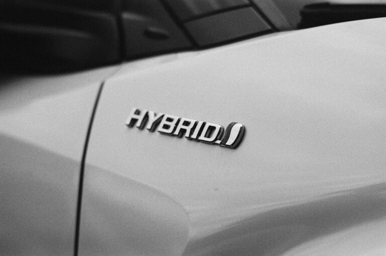 Next-Gen Hybrid Cars in India 2026: Pricing, Technology, and Fuel Savings